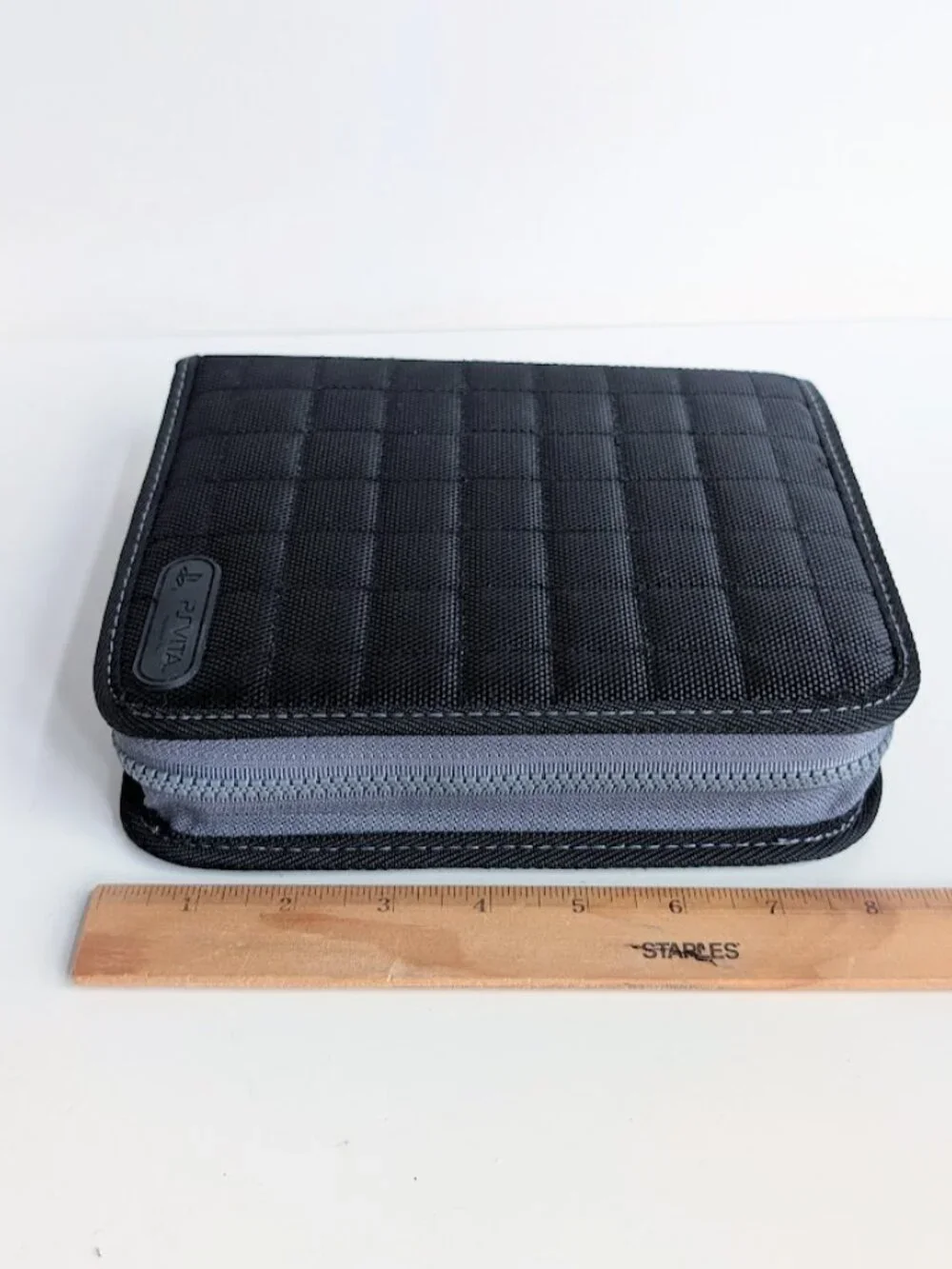 Sony PlayStation PS VITA OEM Fold & Go Folio Carrying Case Cartridge Storage